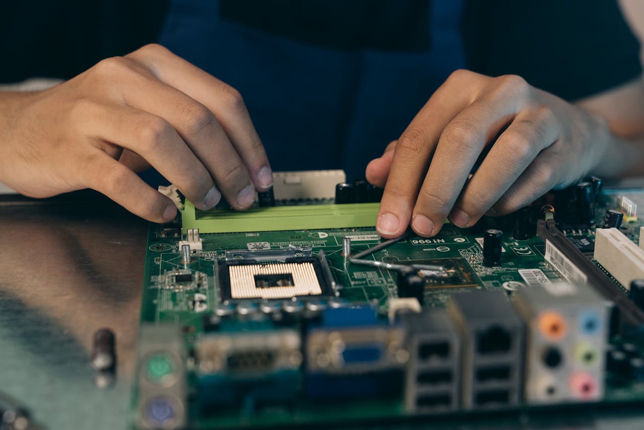 6 Best Tips to Maintain Your Motherboards in 2024