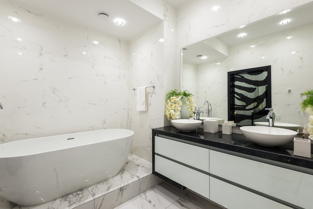 Enhancing Your Bathroom with Stylish Countertops