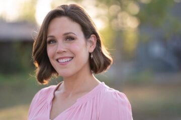 Erin Krakow