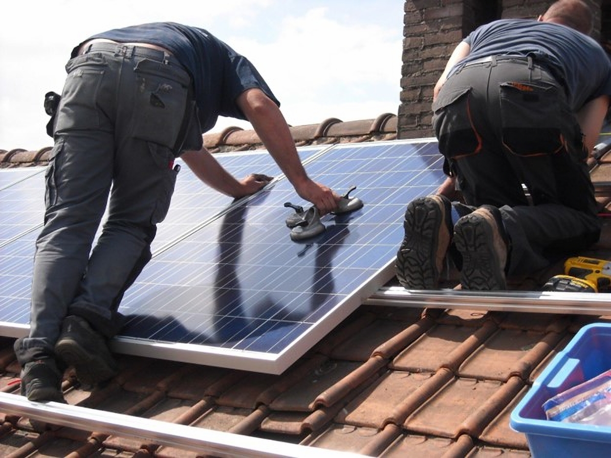 7 Solar Panel Buyer Mistakes and How to Avoid Them