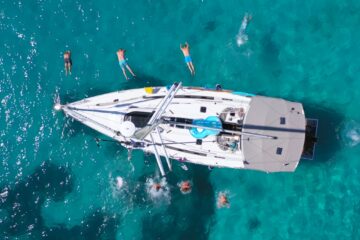 Why You Shouldn’t Miss a Catamaran Cruise in Negril