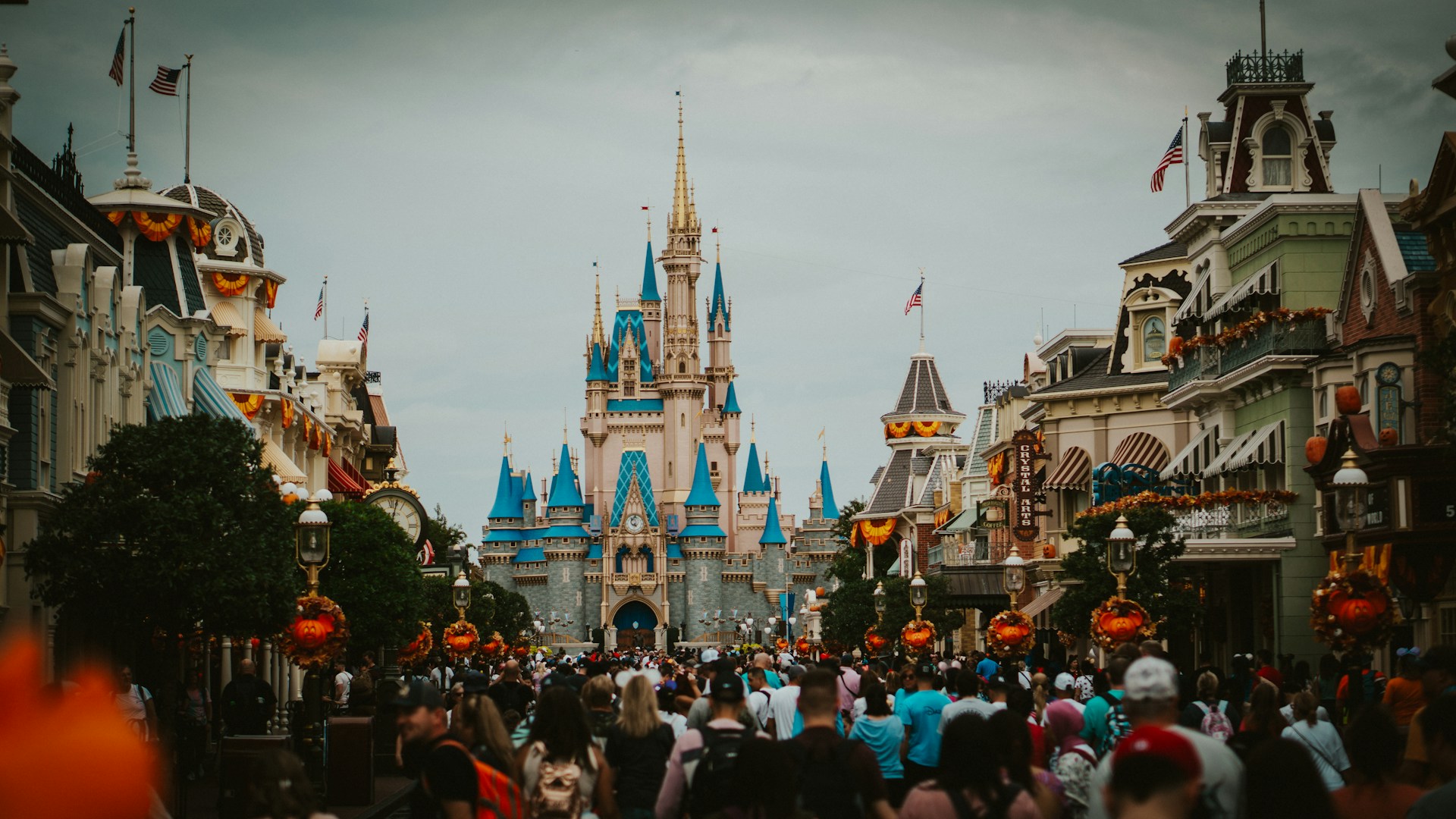 From Disney Fan to Travel Expert: How to Become a Disney Travel Agent